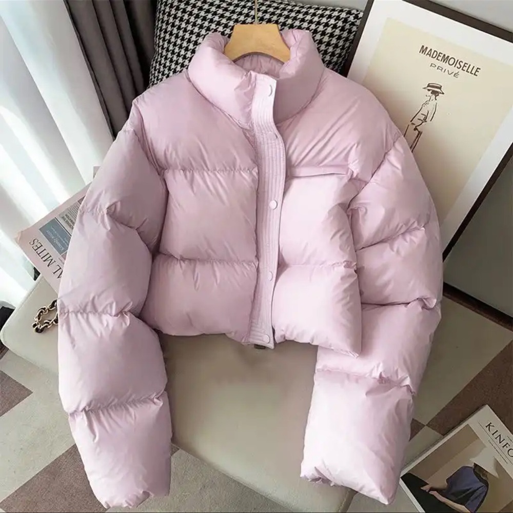 🩷New Puffer Winter Jacket in Baby Pink 🩷